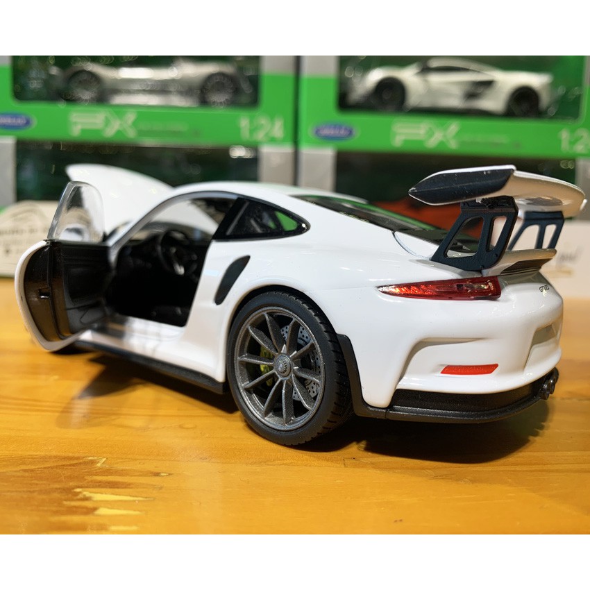 Mô hình xe ô tô Porsche 911 GT3 RS Hãng Welly tỉ lệ 1:24 màu trắng