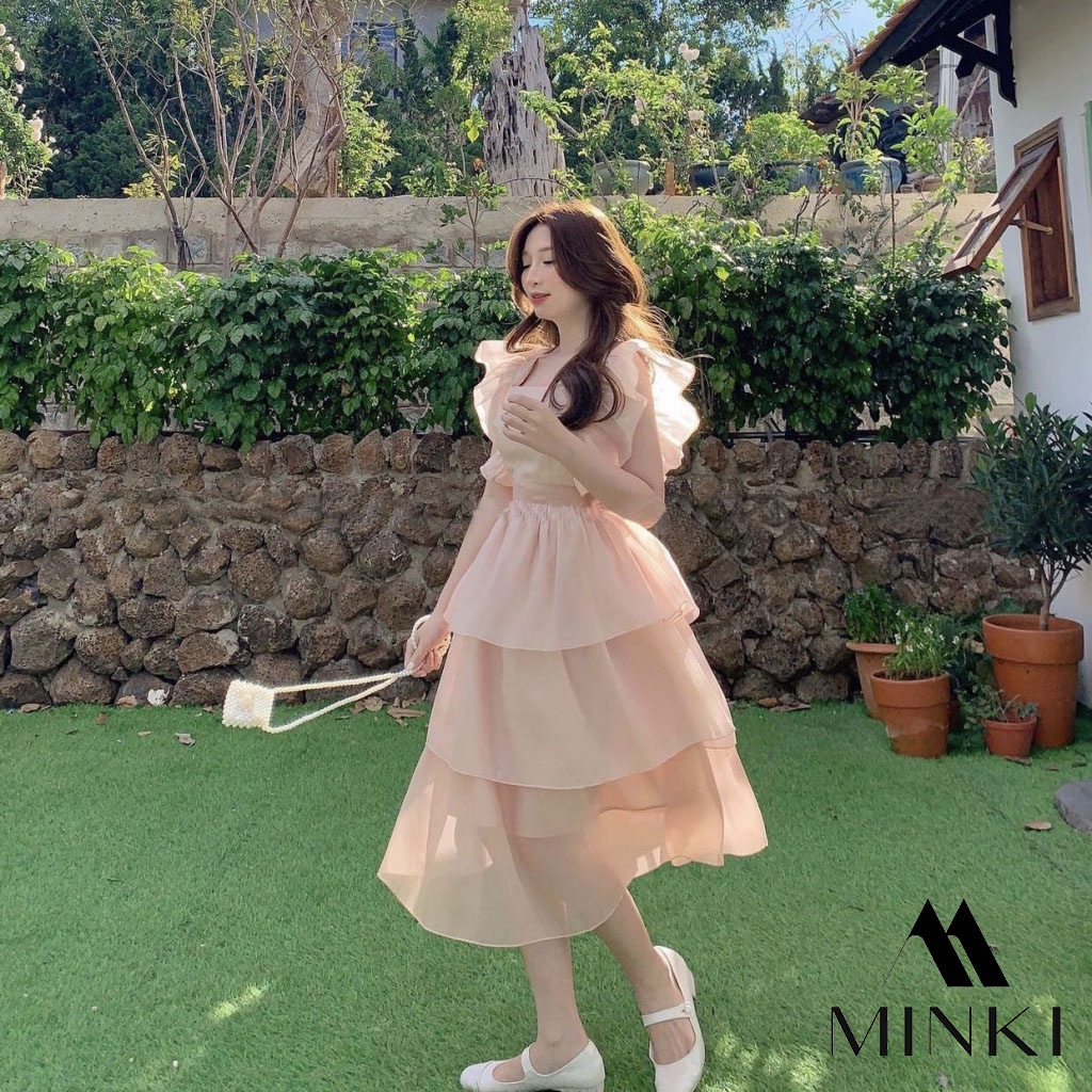 ĐẦM HỒNG XẾP LI VAI 3 TẦNG CỘT VAI - CHẤT LIỆU CAO CẤP - MÀU HỒNG TIỂU THƯ | BigBuy360 - bigbuy360.vn