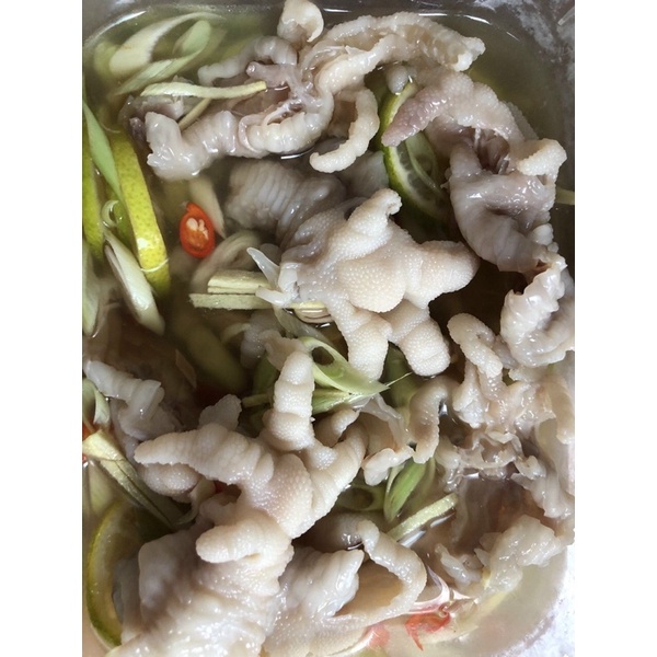 Chân ngâm  gà xã tắc ăn là ghiền