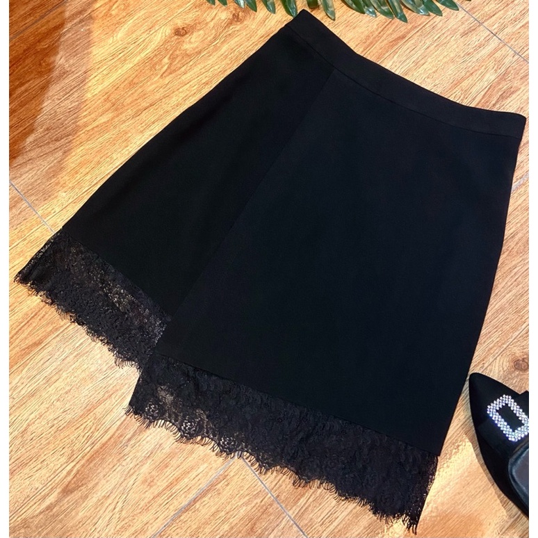 🍐Chân váy đắp tà phối ren