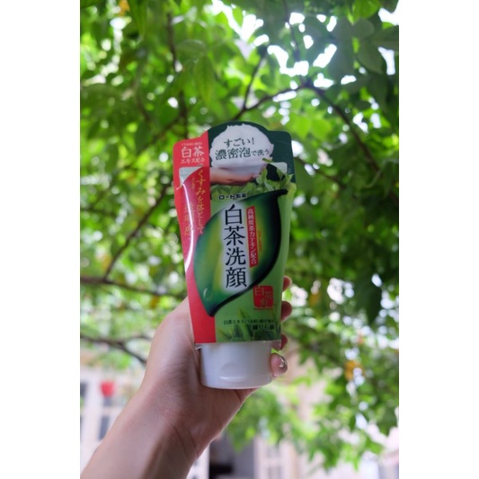 Sữa rửa mặt trà xanh Rohto Shirochasou Nhật Bản 120g