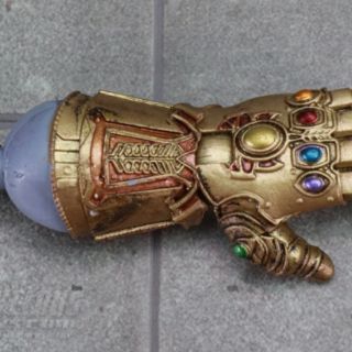 Mô hình Marvel Select Thanos Endgame
