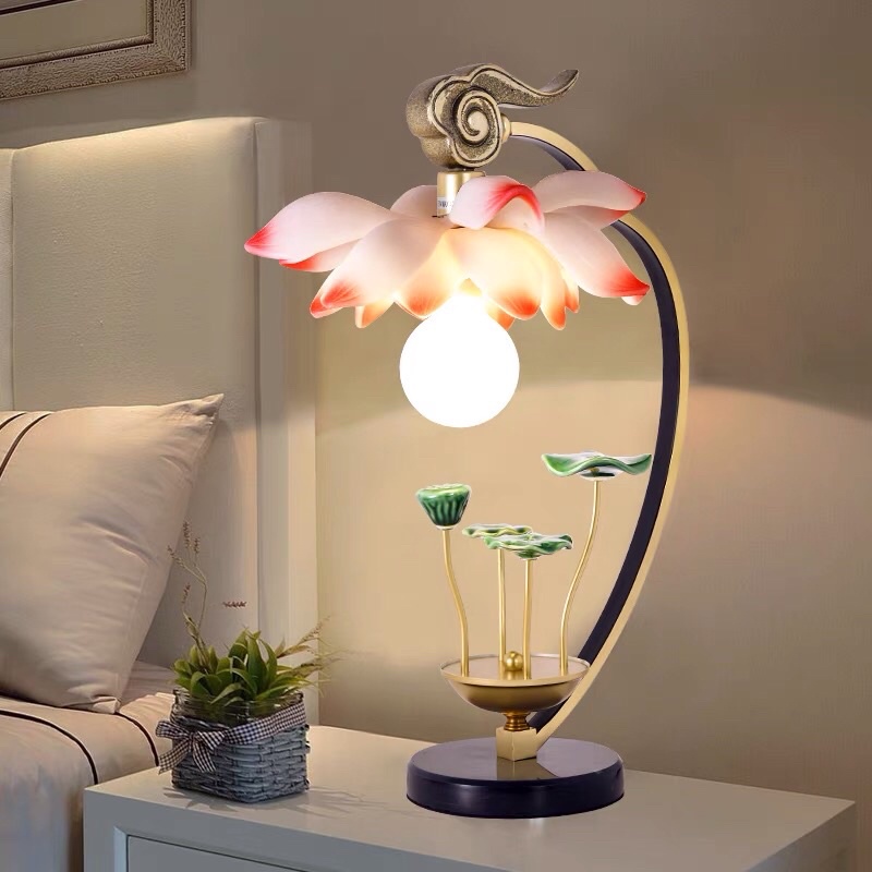 đèn hoa sen để bàn/đèn ngủ bông sen/decor phòng