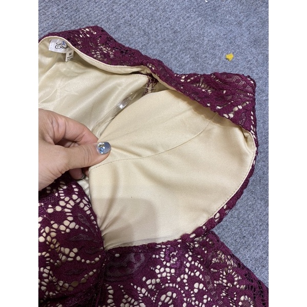 Đầm 2 dây body ren