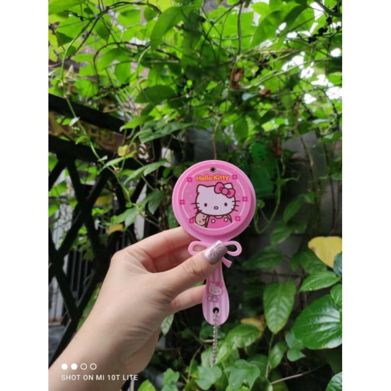  Gương cầm tay hello kitty mini kèm lược