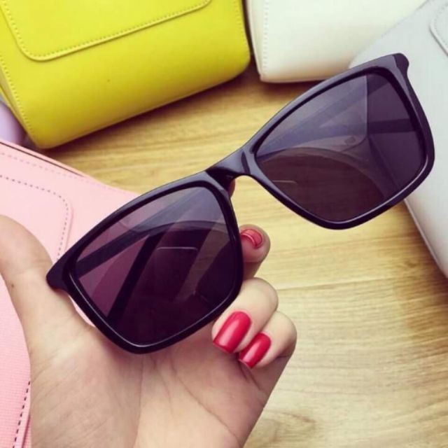 GIÁ RẺ NHẤT - KÍNH V TÂY ĐEN - KÍNH RÂM SƠN TÙNG MTP SANG CHẢNH - SIÊU ĐẸP, SIÊU BỀN, SIÊU HOT | BigBuy360 - bigbuy360.vn