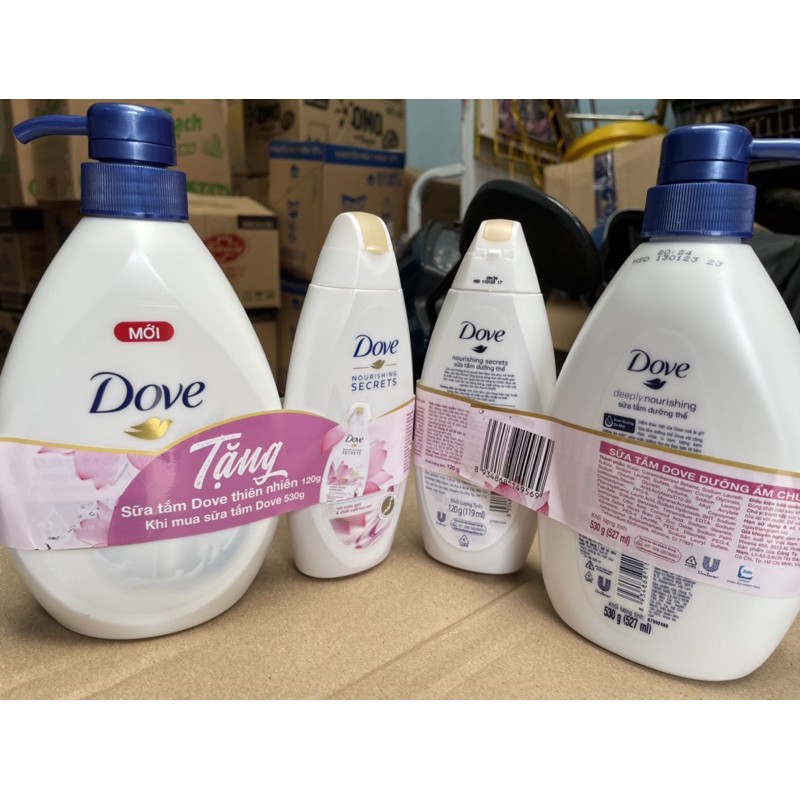 Sữa tắm dưỡng thể Dove tặng kèm chai nhỏ