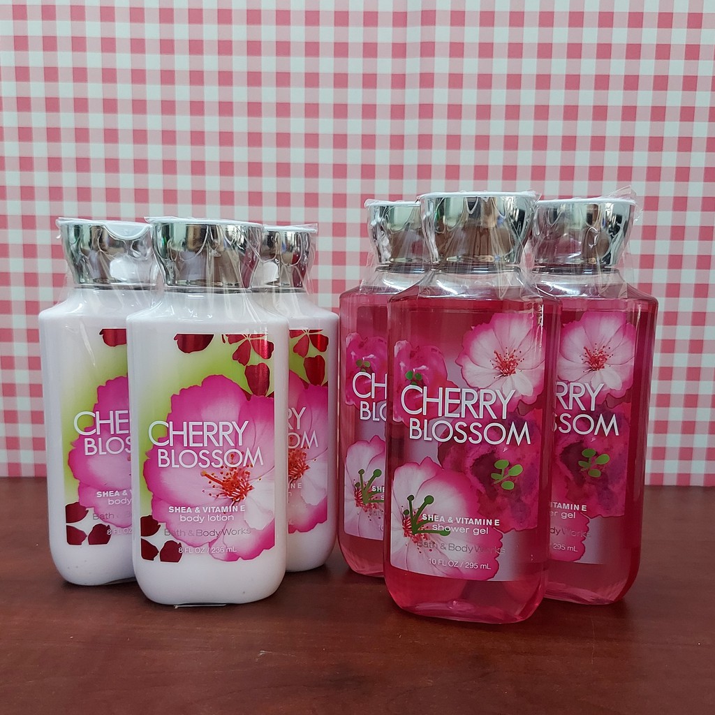 (Hàng Mỹ) Sữa tắm Bath & Body Works Cherry Blossom Shea & Vitamin E Shower Gel 236ml & 295ml