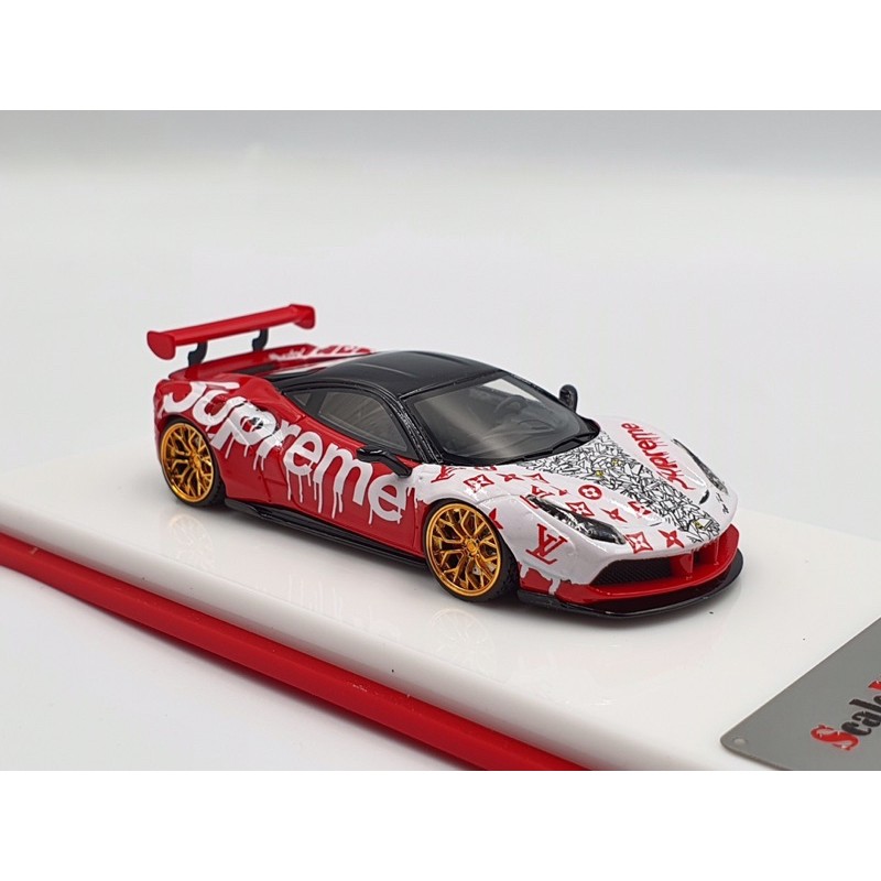 Xe Mô Hình Ferrari 488 Supreme &amp; LV 1:64 Scale Mini ( Đỏ )