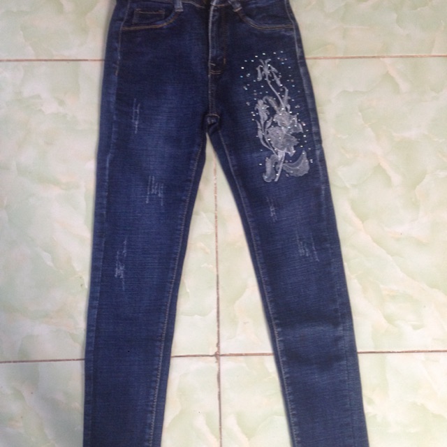 quần jeans nữ