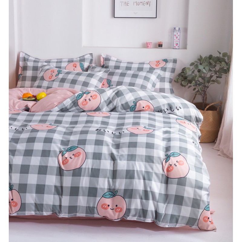 Bộ Chăn Ga Cotton Poly Emmidecor Mẫu đào kẻ xám