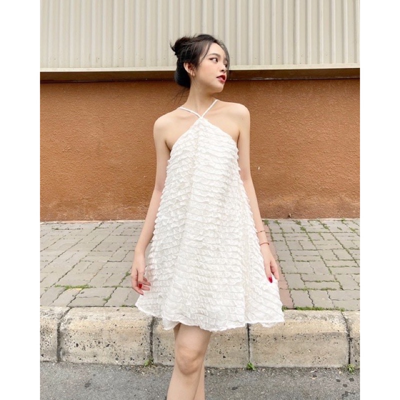 Thanh lí đầm 2s kem whitelazz