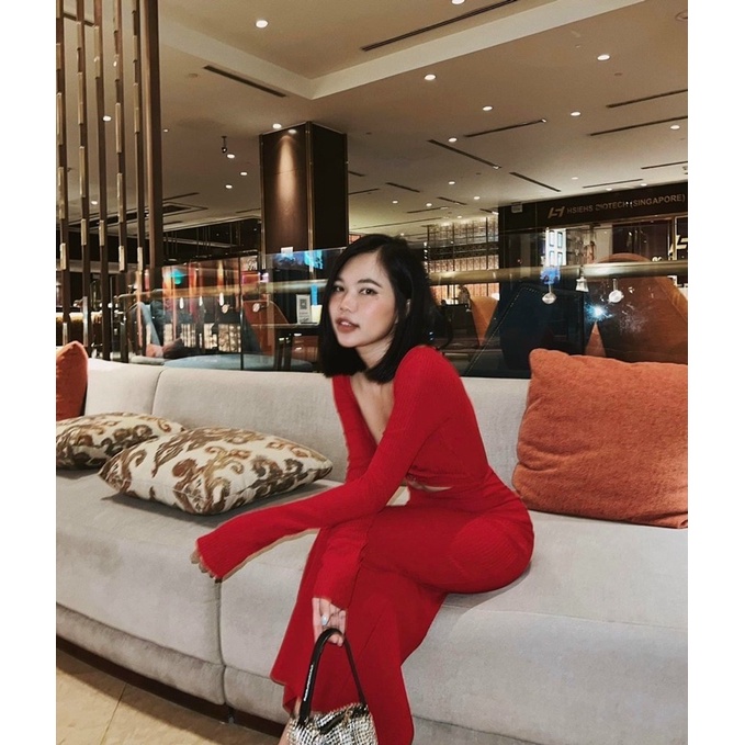 Đầm body tay dài xoắn ngực