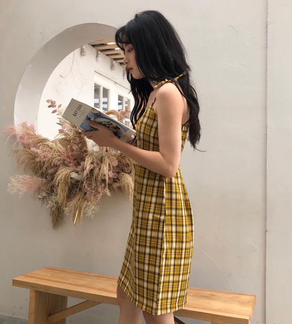 Váy hai dây kẻ caro | BigBuy360 - bigbuy360.vn