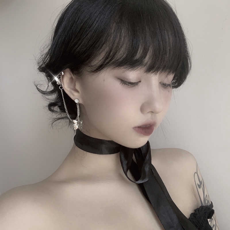 Hoa tai dạng chuỗi mặt hình bươm bướm thời trang