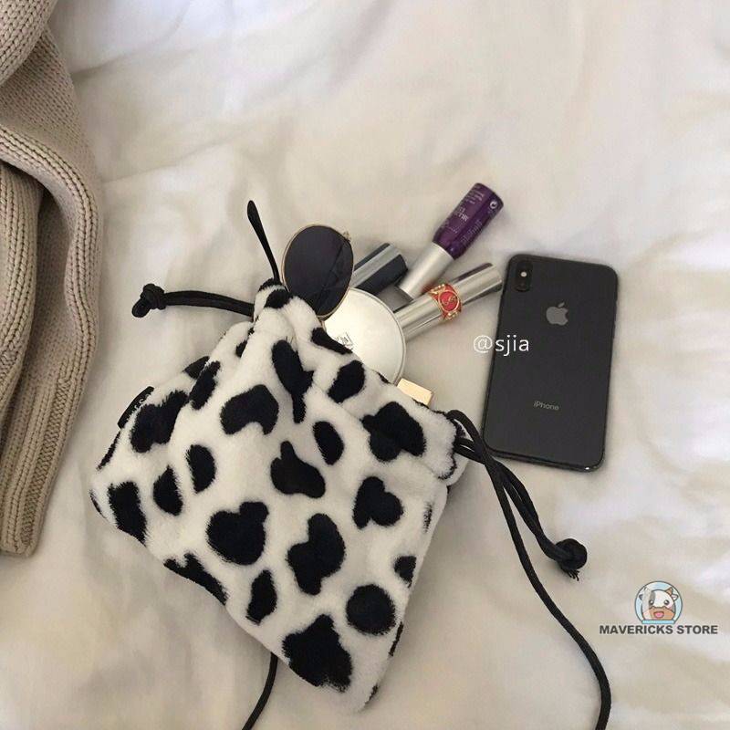 Túi đeo chéo dây rút họa tiết bò sữa cho nữ