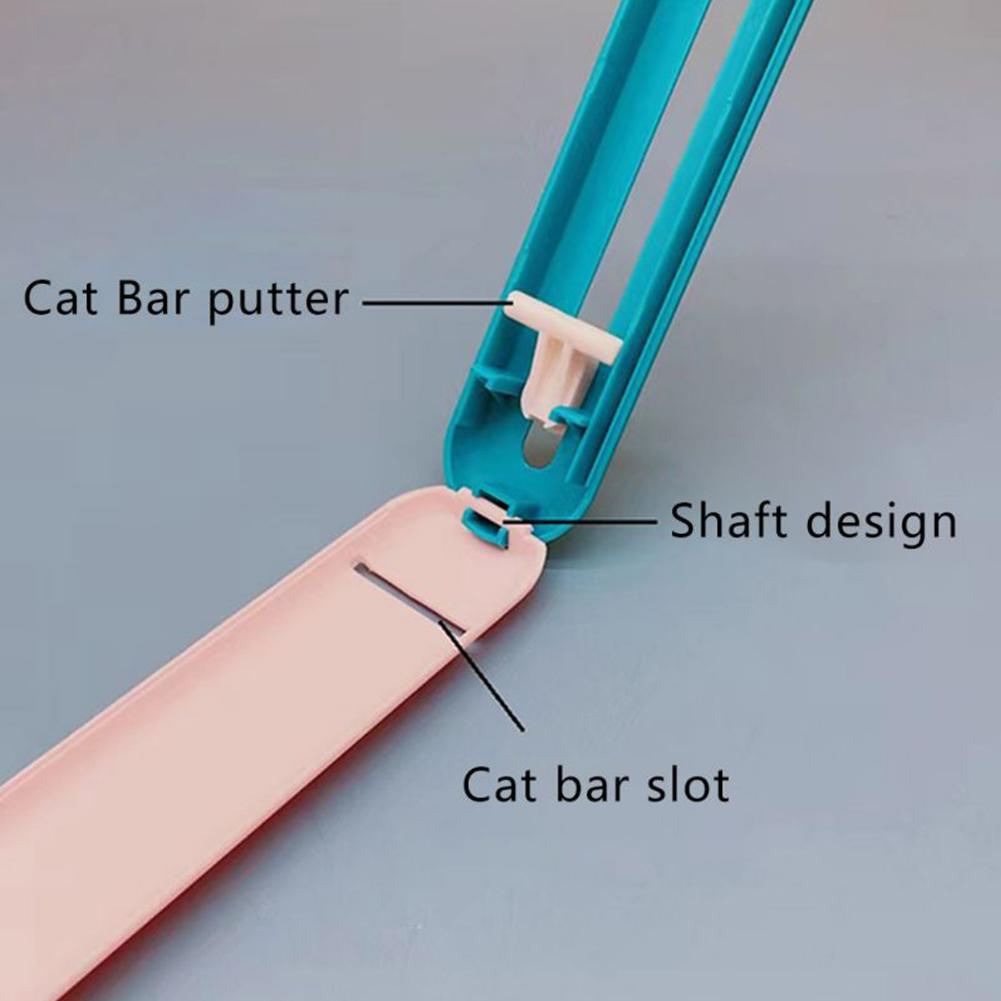 Muỗng Lấy Thức Ăn Dạng Lỏng Mini Kẻ Sọc Cho Thú Cưng