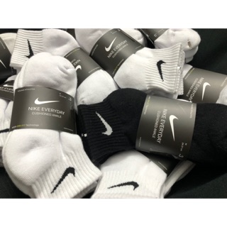 Vớ cổ trung Nike chính hãng🧦