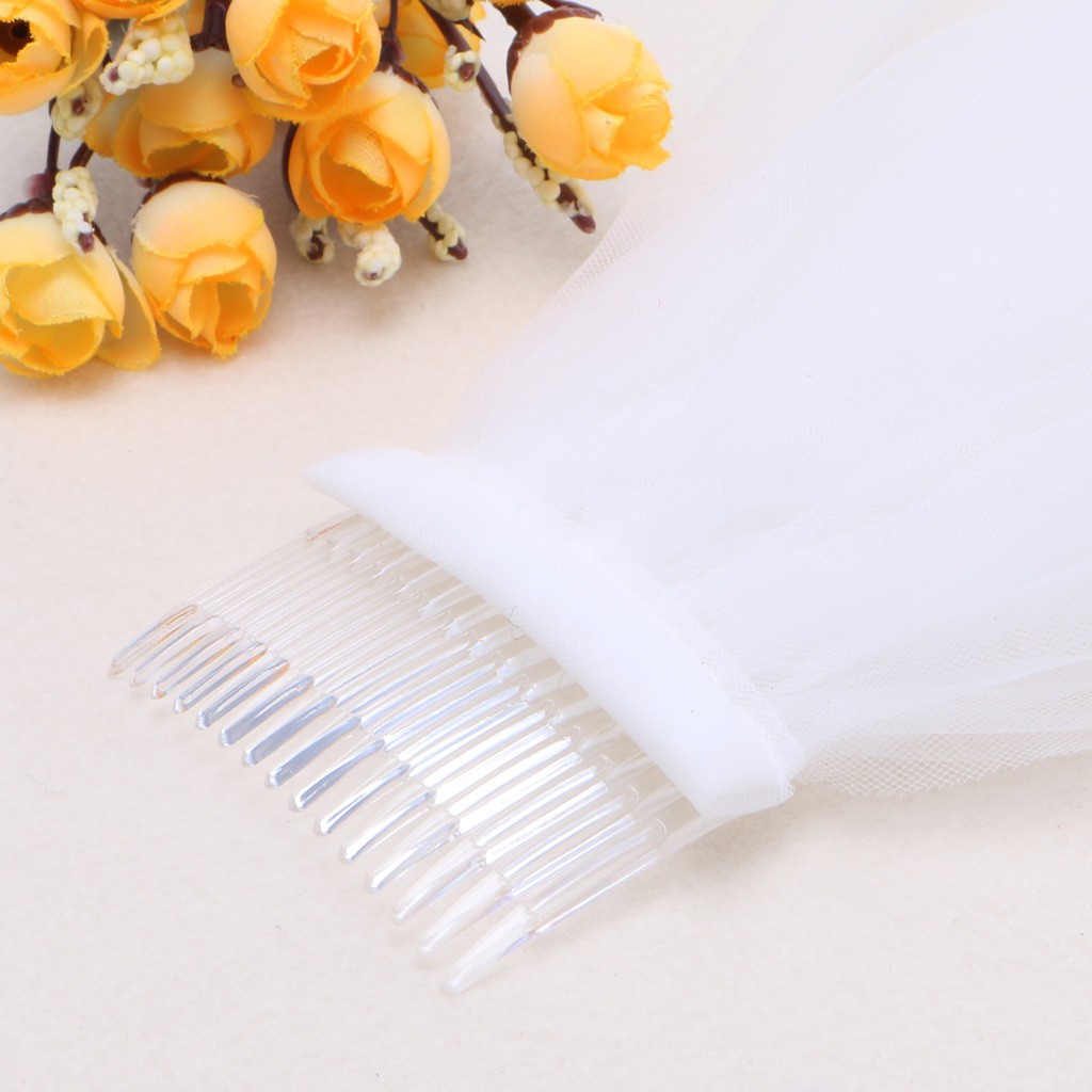 Khăn voan trắng dài 3m trang trí cho váy cưới của cô dâu