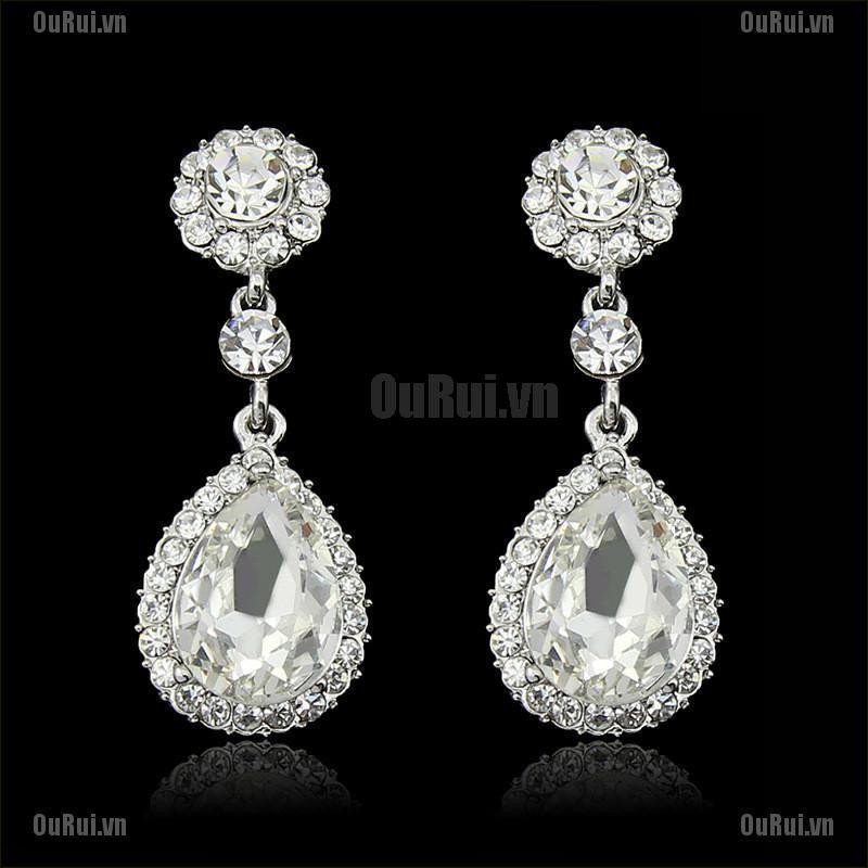 Khuyên Tai Đính Đá Pha Lê Thanh Lịch