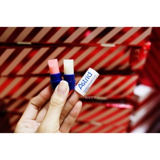 Son Dưỡng Môi Mỡ Hươu Astrid Lip Balm