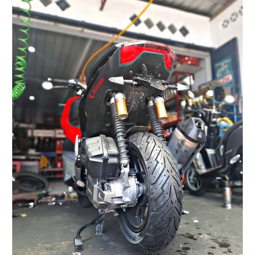 Cặp vỏ lốp xe Pirelli Angel Scooter cho Honda ADV 150 160 và PCX 160, size 110/80-14 & 130/70-13, vỏ ko ruột - giá 1 cặp