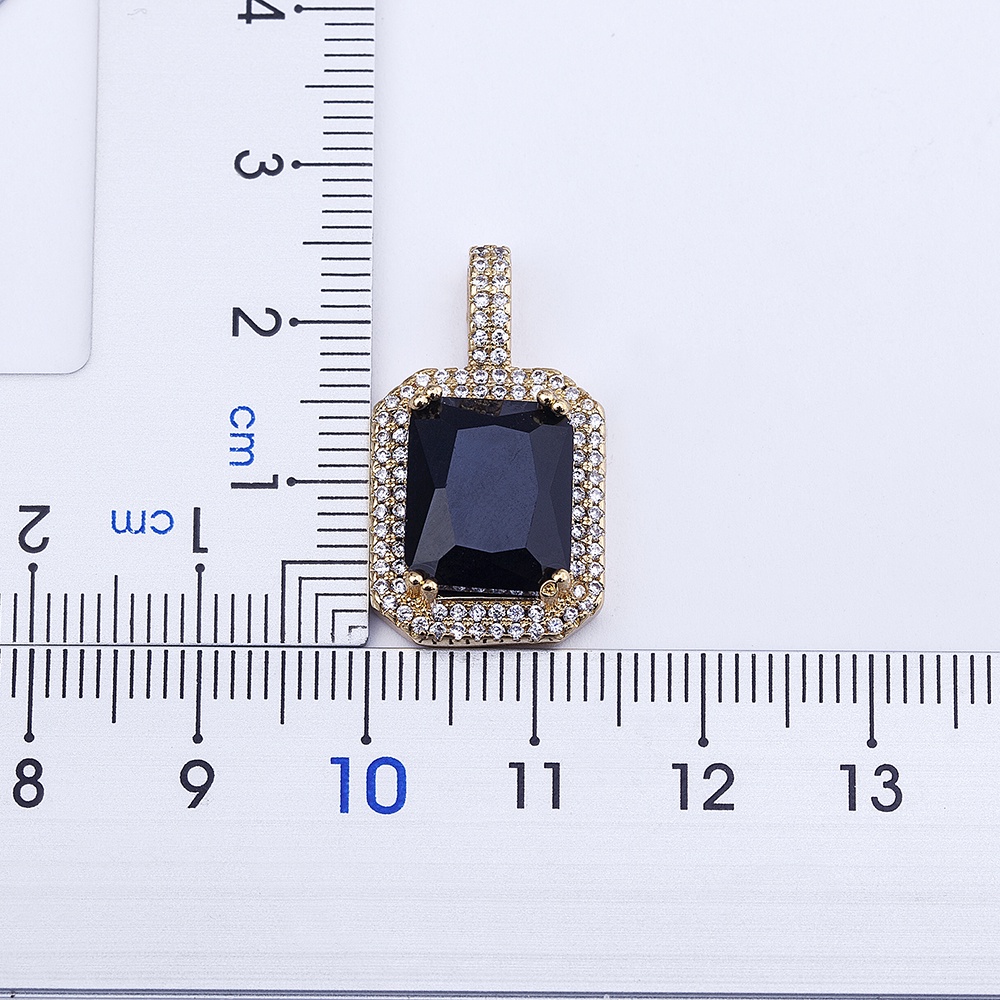 Dây Chuyền Mặt Chữ Nhật Lớn Đính Đá Zircon 5 Màu Cho Nữ