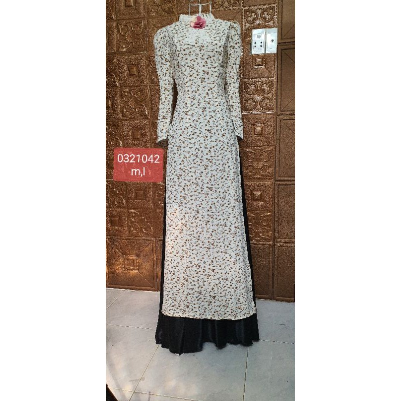 Áo dài hoa nhí dễ thương