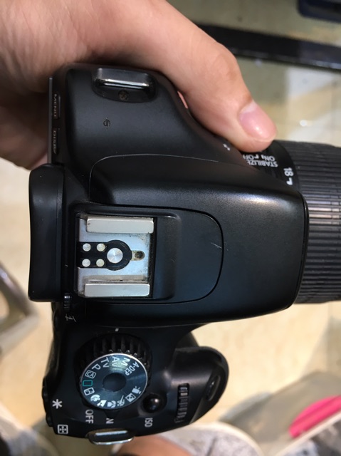 Máy ảnh canon 550D kèm kis 18-55mm
