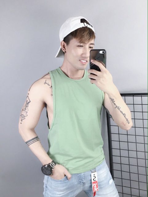 Áo tanktop nam