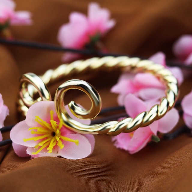 VHD155400 VÒNG KIM CANG HOA DU KÝ THẦN THÁNH - TRÓI CRUSH TRONG 1 NỐT NHẠC | BigBuy360 - bigbuy360.vn