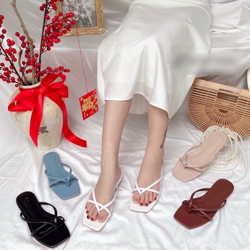 Dép lê nữ xỏ ngón kẹp tông đơn giản nhẹ nhàng màu đen/kem/trắng/xanh đế bệt mũi vuông đi mưa đi chơi đẹp mã 004