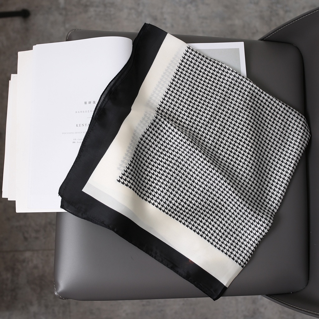 Khăn Choàng Cổ Vải Lụa Mỏng Hình Vuông Nhỏ Phong Cách Hàn Quốc Thời Trang Thu Đông Mới