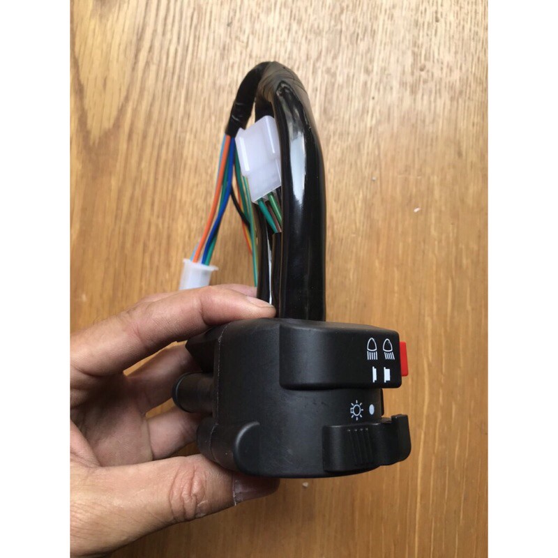 Cùm công tắc wave