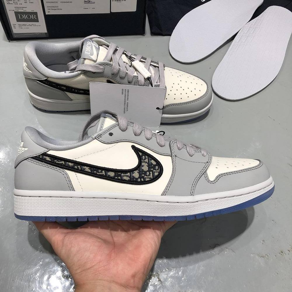 Giày NIKE Dior x Air Jordan 1 Low OG