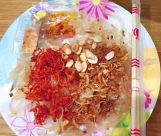 Bánh tráng trộn tây ninh
