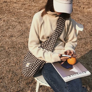 Túi Đeo Chéo Caro Đơn Giản