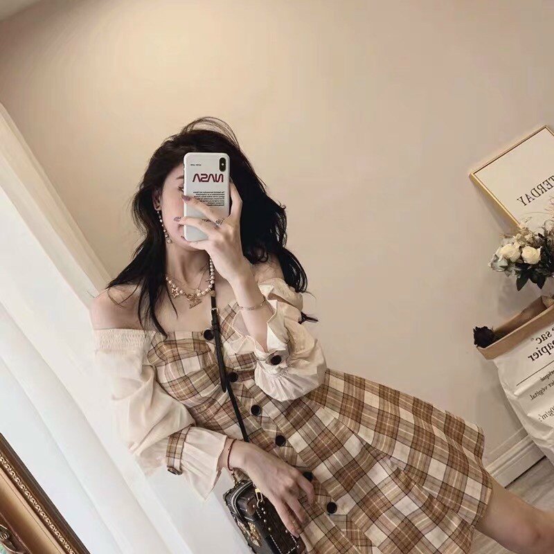 Đầm trễ vai dáng xoè tay dài, váy nữ dáng xòe GenY họa tiết caro phối tay bồng mặc được 2 kiểu xinh xắn | BigBuy360 - bigbuy360.vn