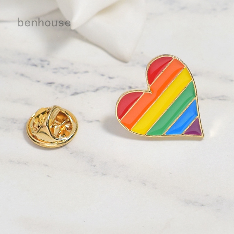 Ghim cài áo hình trái tim họa tiết sọc cầu vồng bằng kim loại