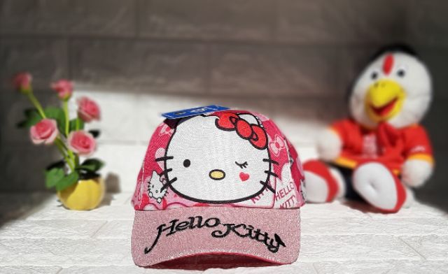 Nón lưỡi trai Hello Kitty hồng