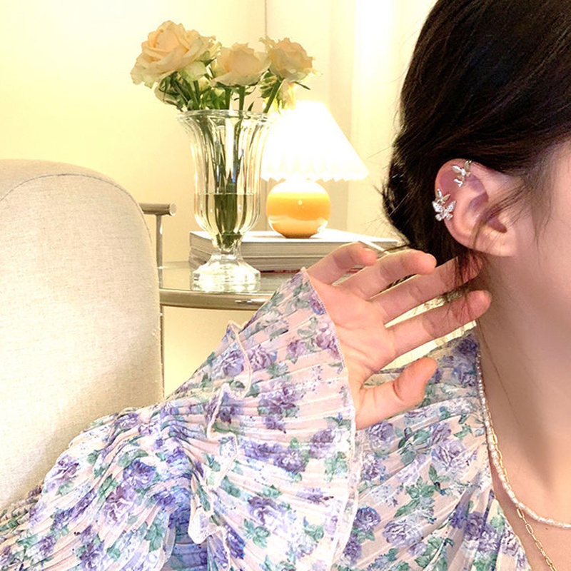 Bông Tai HìNh BướM ĐíNh Đá Xinh XắN