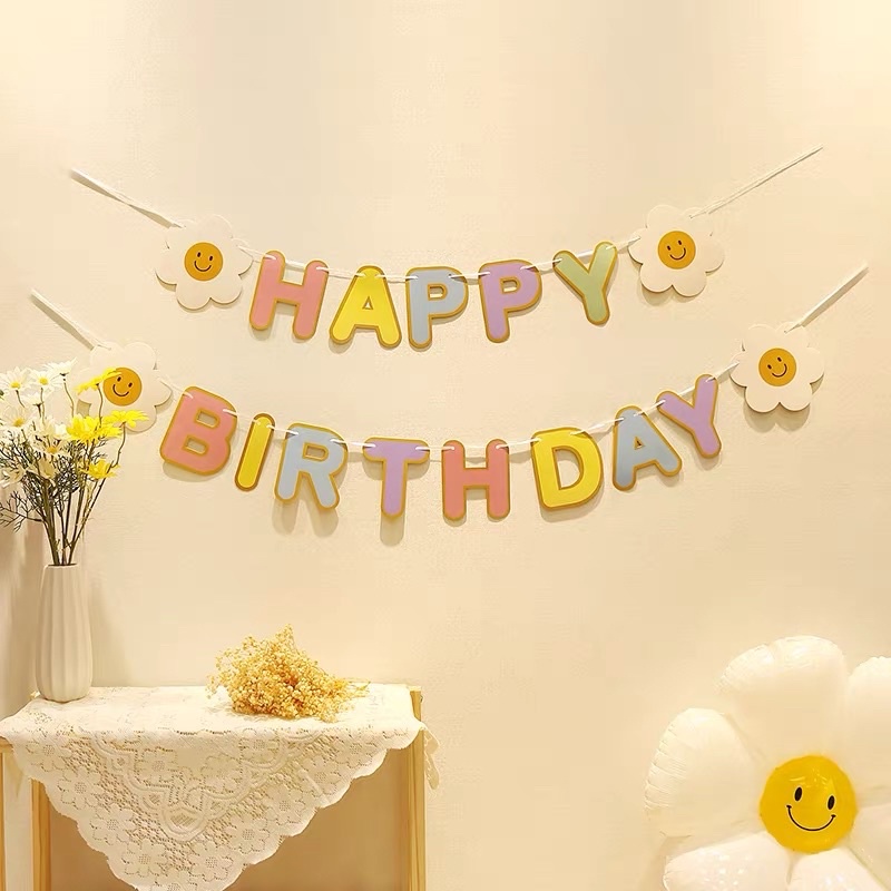 Dây Treo Chữ Happy Birthday Nhiều Màu Phối Cùng Hoạt Tiết Hoa Siêu Xinh Dùng Để Trang Trí Tiệc Sinh Nhật