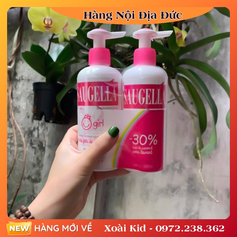 Dung dịch vệ sinh bé gái Saugella của đức an toàn cho bé 3-12 tuổi