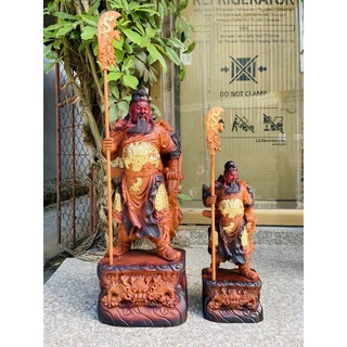 Tượng gỗ quan công