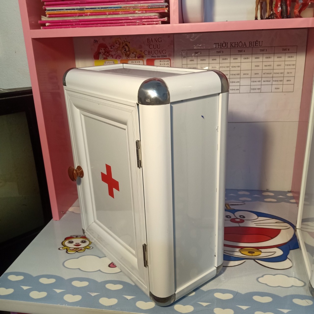 Tủ thuốc y tế gia đình treo tường