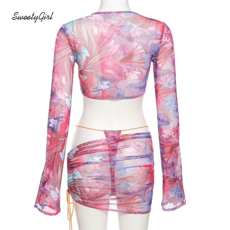 Bộ áo croptop tay dài cổ chữ V in họa tiết hoa + chân váy ngắn xếp ly thời trang gợi cảm cho nữ