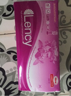 Giấy Lụa Lau Mặt LENCY 560 tờ
