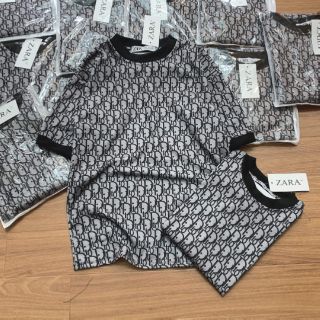 Combo áo, chân váy, áo bò, quần bò rách gối