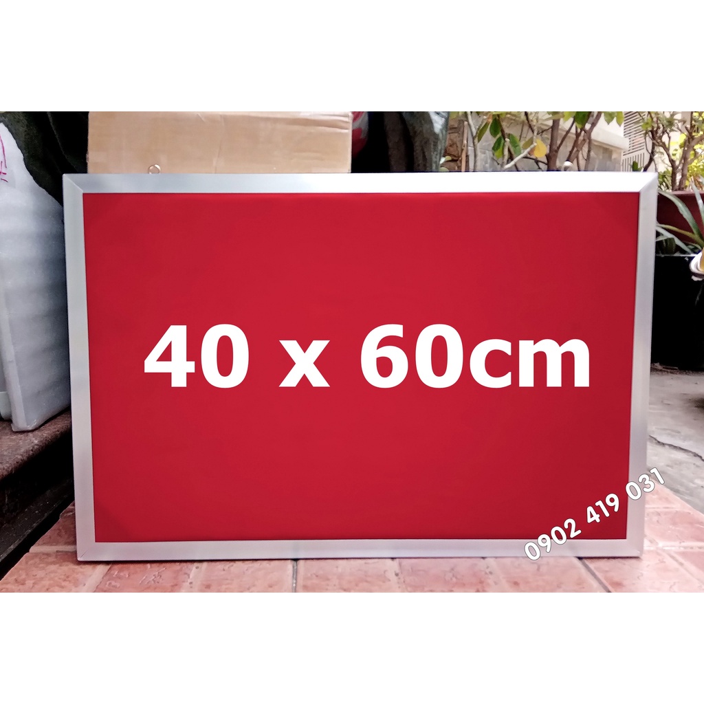 Bảng ghim màu đỏ size 40 x 60cm, ghim ghi chú, tranh ảnh, postcard, decor bàn học, bàn làm việc.