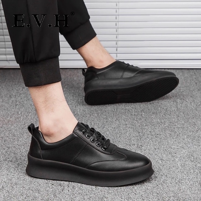 Giày nam FULL TRẮNG chất cực mềm mịn nhé | BigBuy360 - bigbuy360.vn